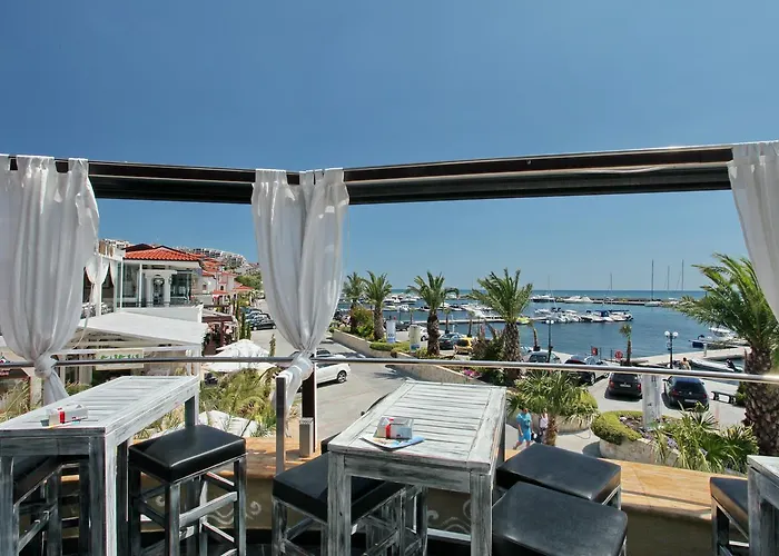 Porto Paradiso Complex